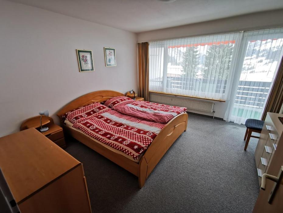 Apartments Haus Quelle Leukerbad Kültér fotó