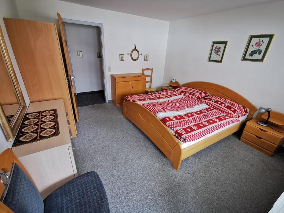 Apartments Haus Quelle Leukerbad Kültér fotó