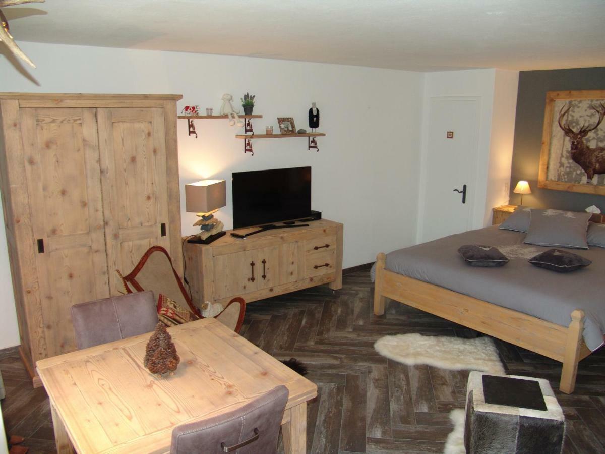 Apartments Haus Quelle Leukerbad Kültér fotó